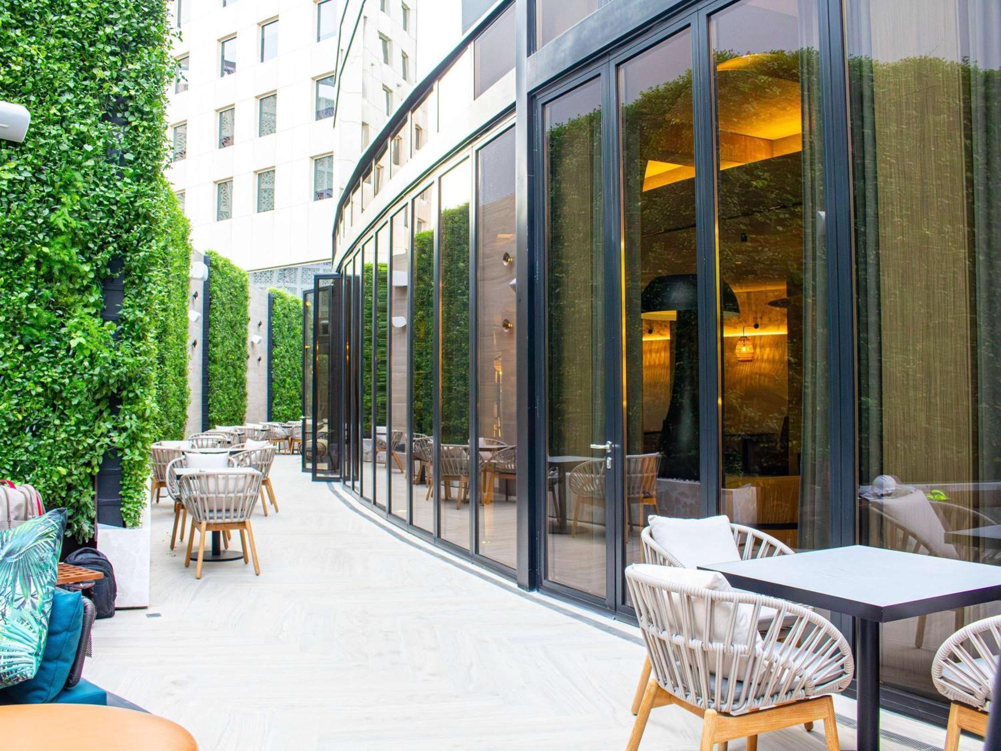 Ibis World Trade Centre Отель