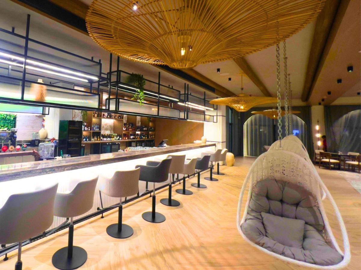 Ibis World Trade Centre Отель