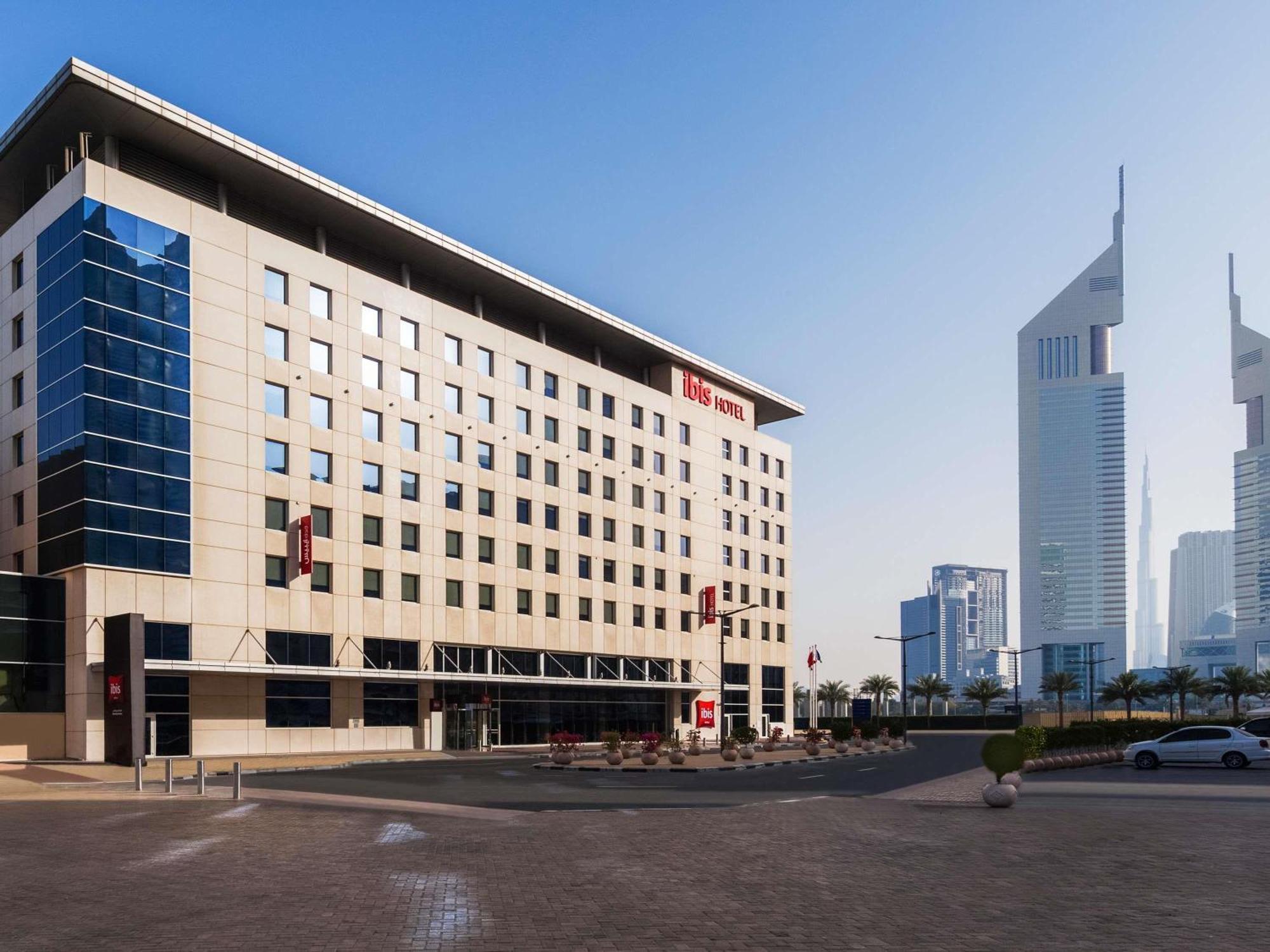 Ibis World Trade Centre Hotel 3*