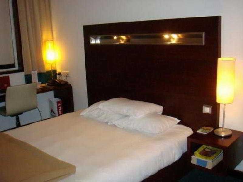 Отель Ibis World Trade Centre
