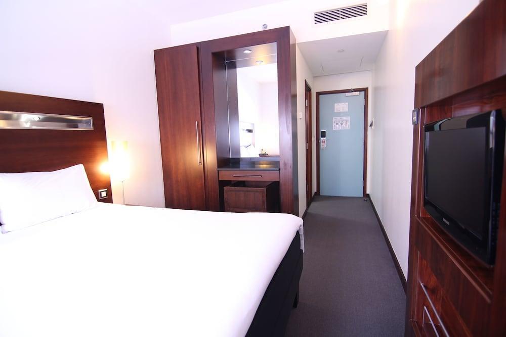 Отель Ibis World Trade Centre Дубай